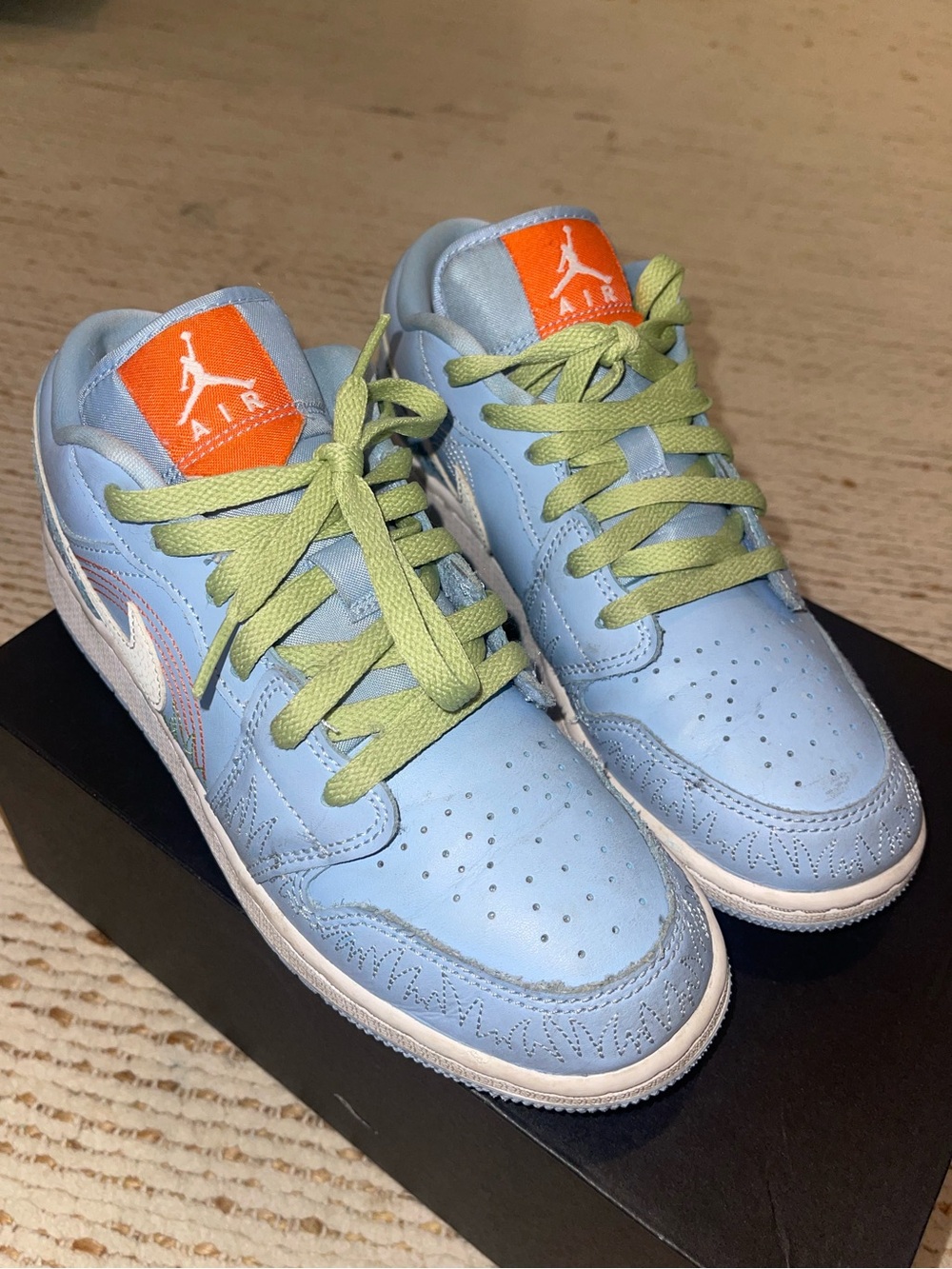 Nike Air Jordan Low “Psychic”